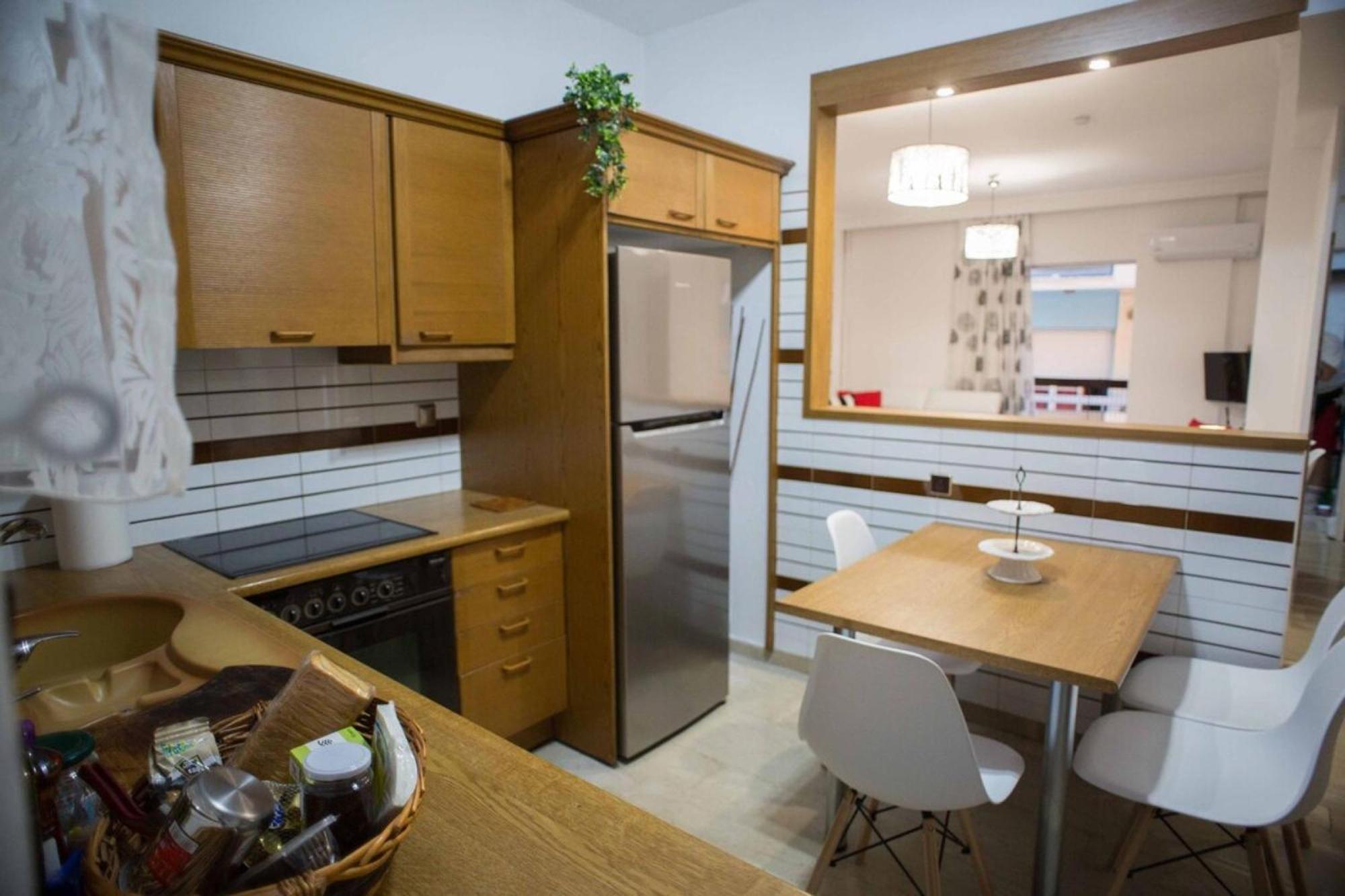 Cozy Apartment With Sea View Next To Marina Zeas Pireus Exteriér fotografie