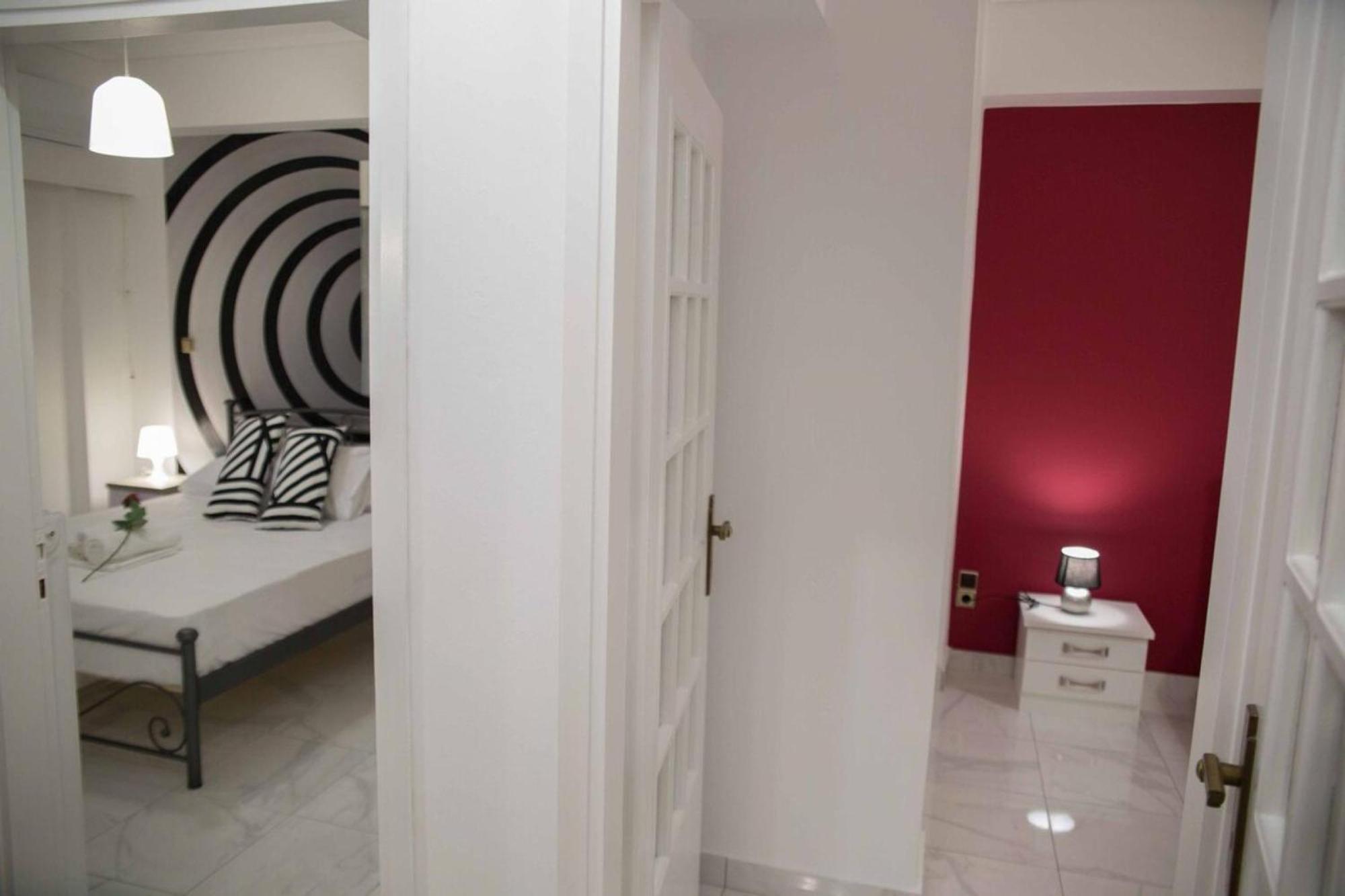 Cozy Apartment With Sea View Next To Marina Zeas Pireus Exteriér fotografie